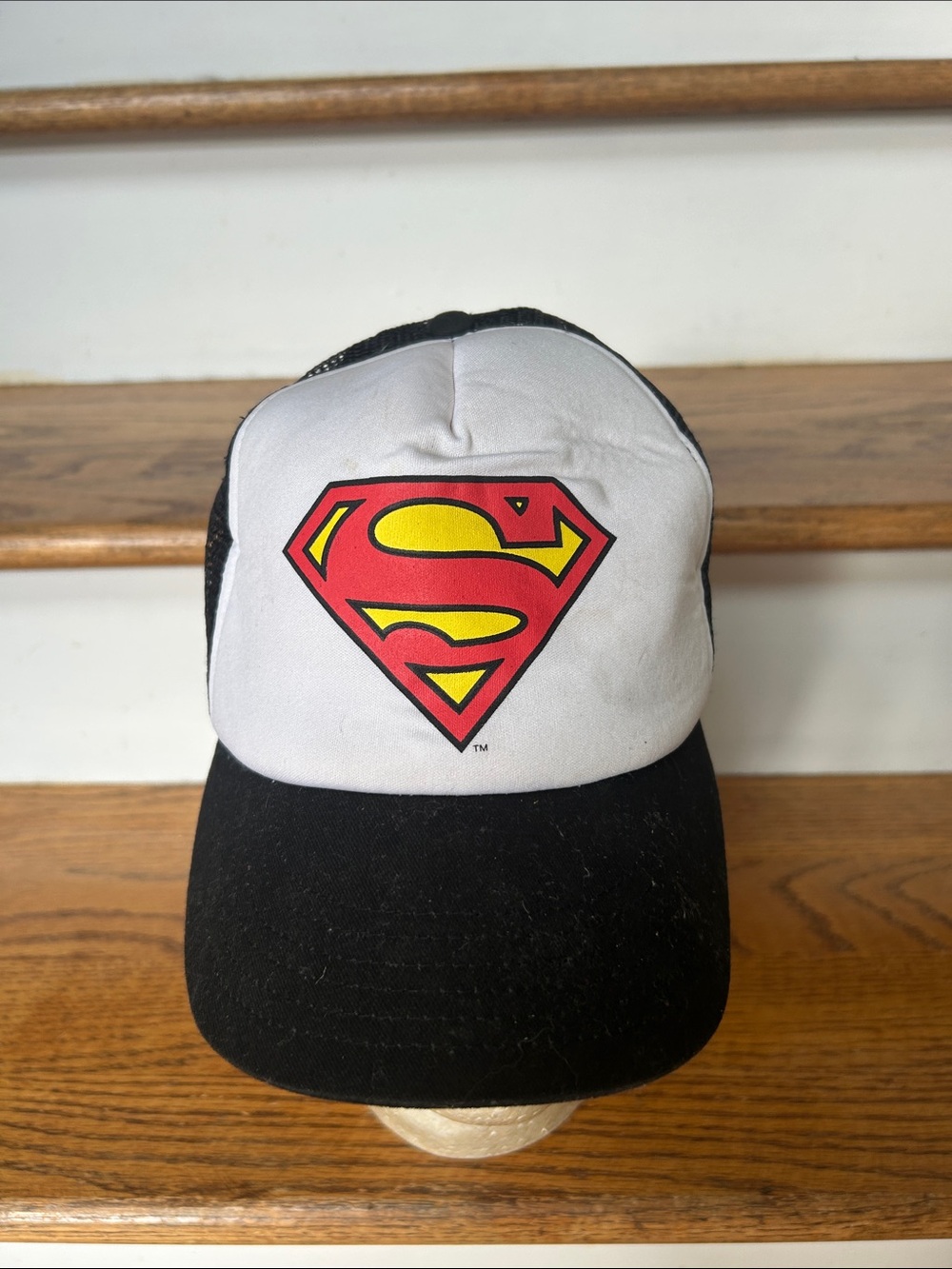 DC Comics Superman Mesh Trucker Cap - Black, Blue, Red, Yellow 10+ years old.